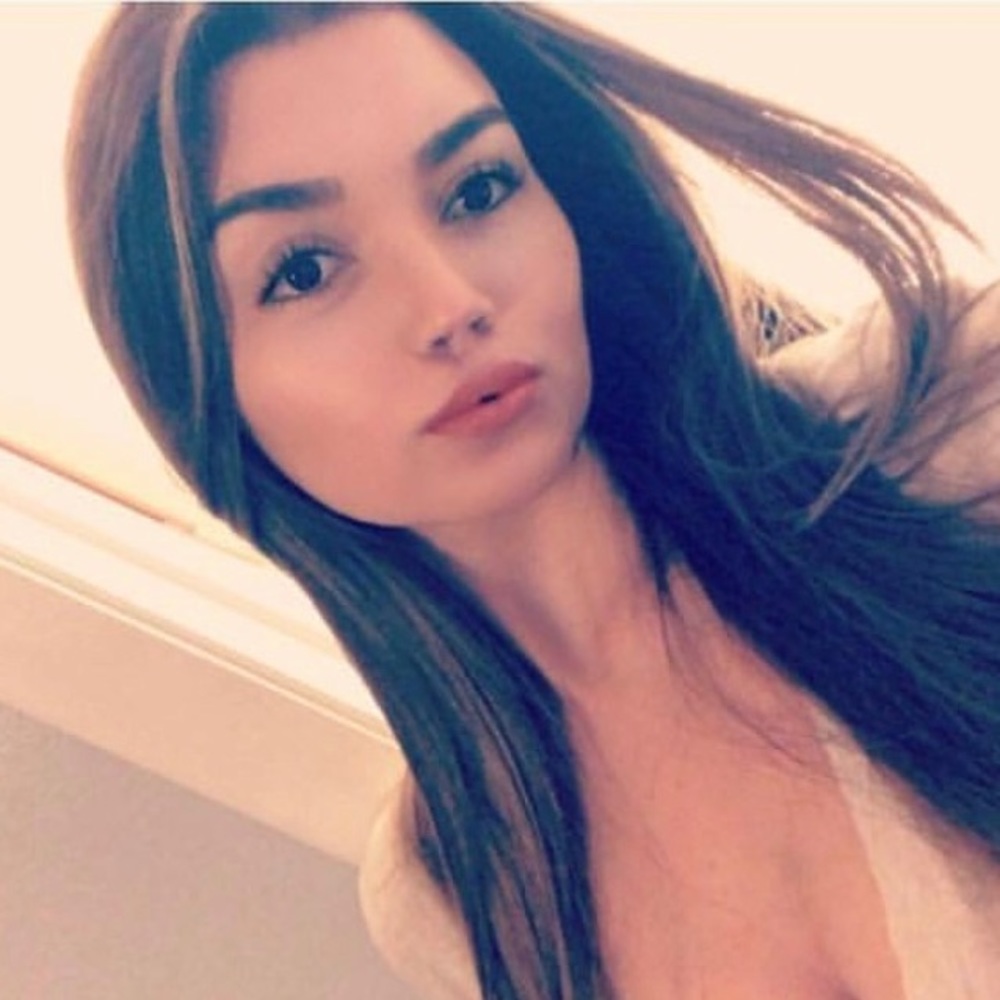Meet your Posher, Victoria